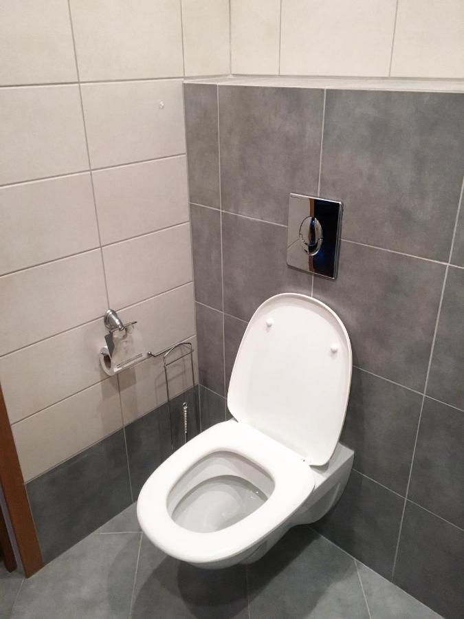 Room In Guest Room - Valensija - Large Suite Jūrkalne المظهر الخارجي الصورة